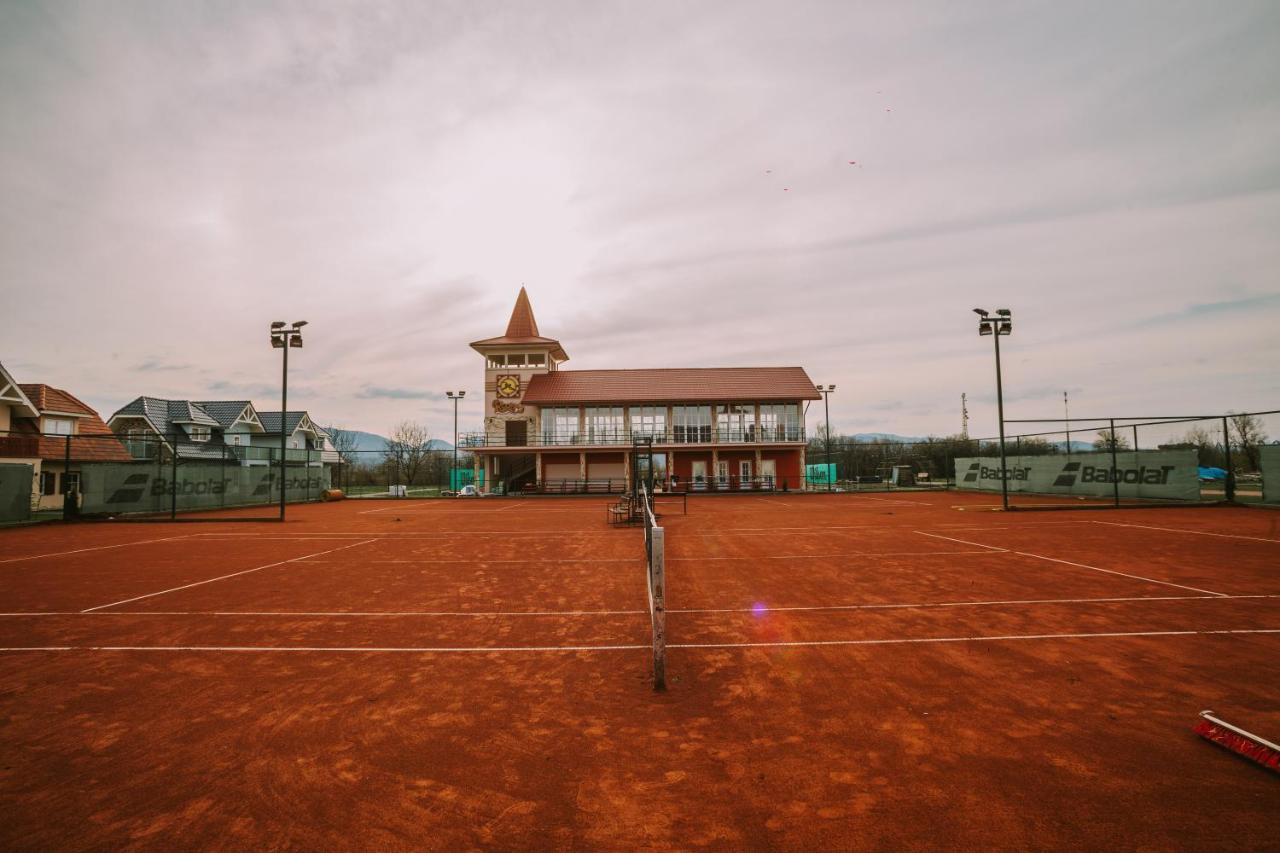 Publo Spa Hotel Vyshkove Dış mekan fotoğraf